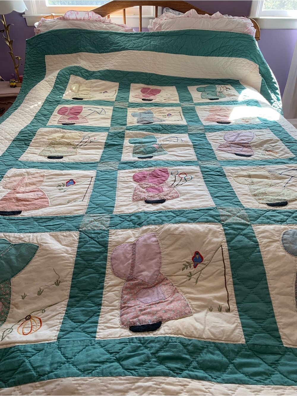Vintage Patchwork Sunbonnet Sue Quilt - Teal and Cream. Handmade Hand Stitched